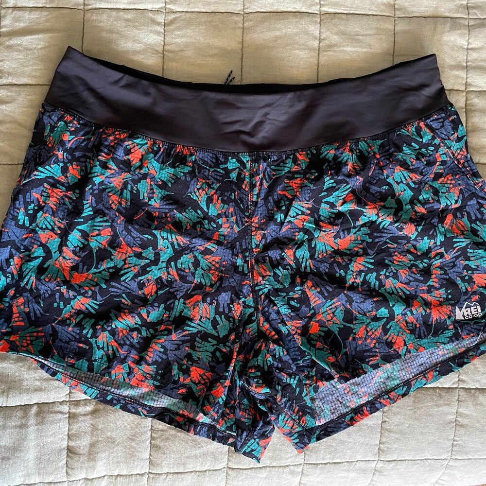 Swiftland 5" Running Shorts - Women's